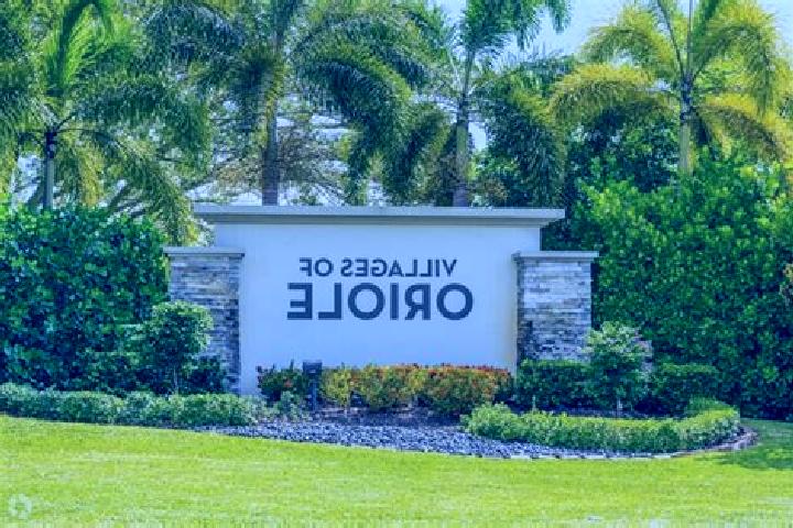 Escorts Villages of Oriole, United States — Local Companions