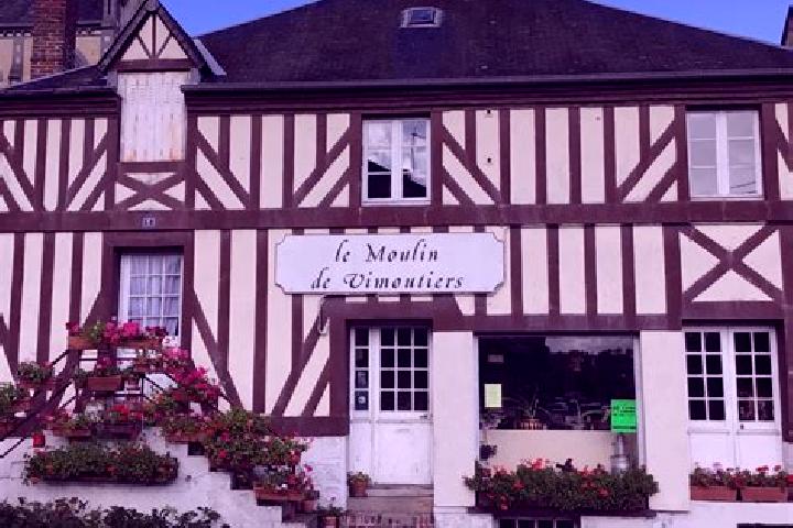 Escorts Vimoutiers, France — Local Companions