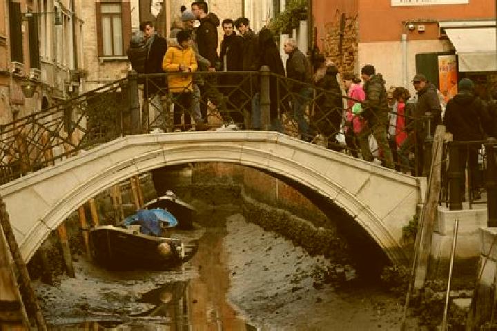 Escorts Vodo, Italy — Local Companions