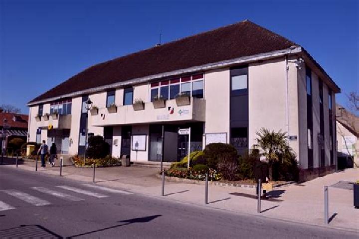 Escorts Voulangis, France — Local Companions