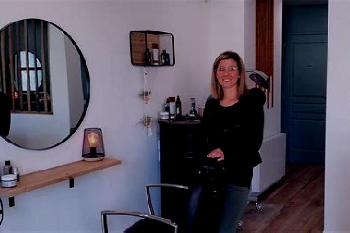 Escorts Voutre, France — Local Companions