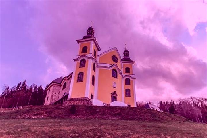 Escorts Vraz, Czech Republic — Local Companions