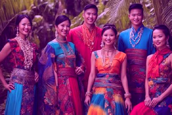 Escorts Waihai, China — Local Companions