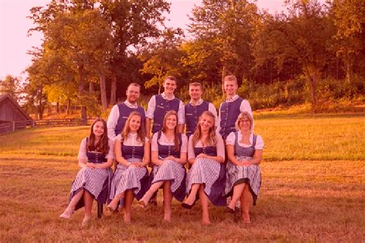 Escorts Wakendorf Zwei, Germany — Local Companions
