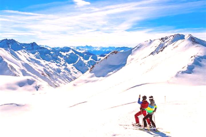 Escorts Wald am Arlberg, Austria — Local Companions