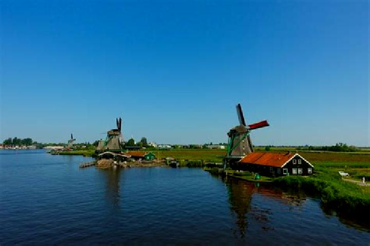 Escorts Warffum, Netherlands — Local Companions