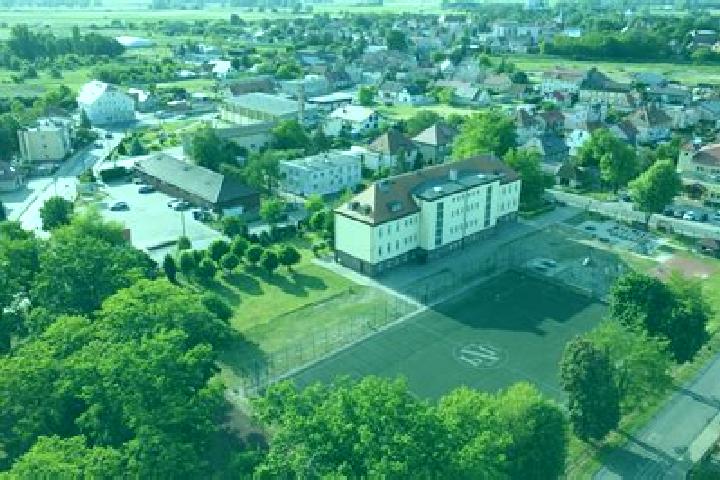 Escorts Wasosz, Poland — Local Companions