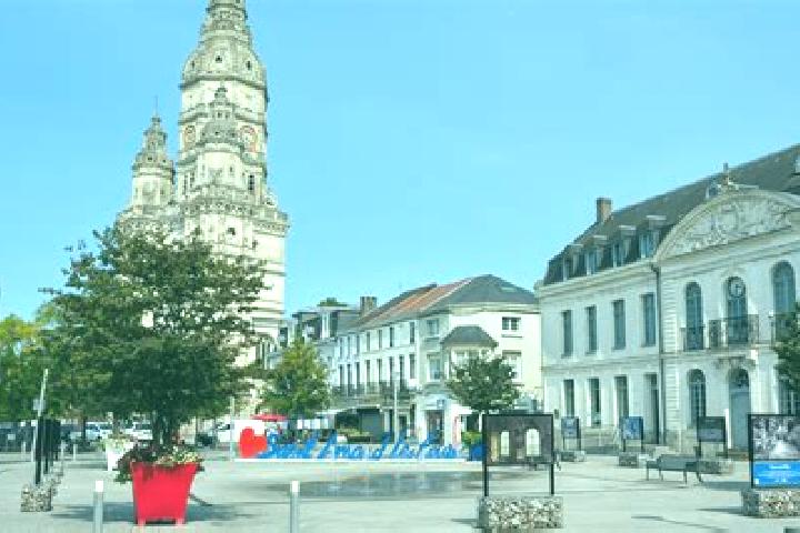 Escorts Wavrechain-sous-Denain, France — Local Companions