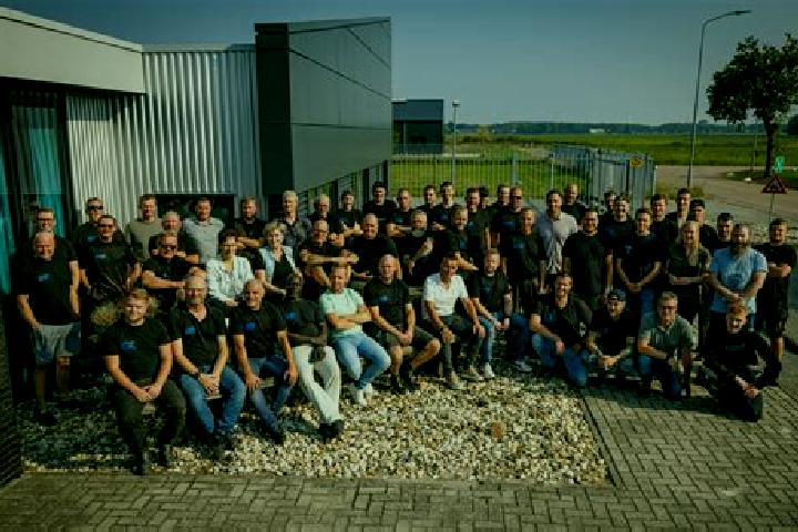 Escorts Weerdinge, Netherlands — Local Companions