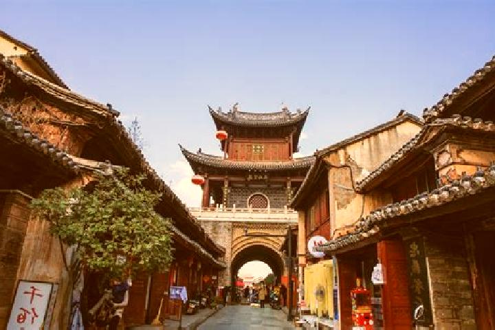 Escorts Weishan, China — Local Companions
