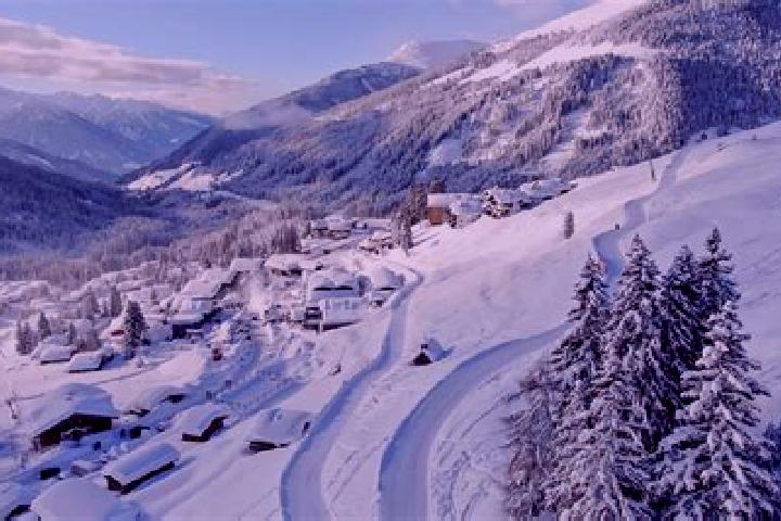 Escorts Wendling, Austria — Local Companions