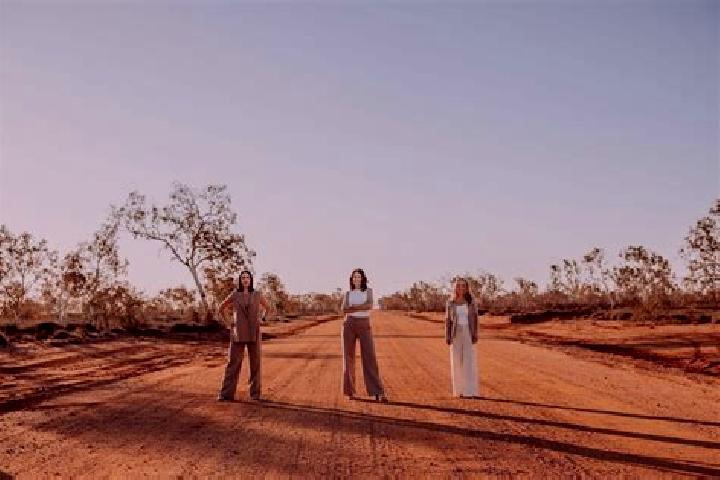 Escorts West Lamington, Australia — Local Companions