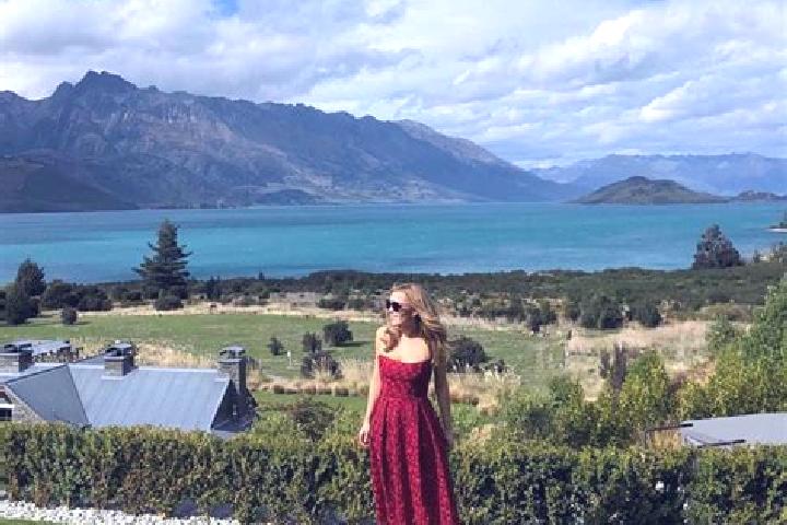 Escorts Western Heights, New Zealand — Local Companions