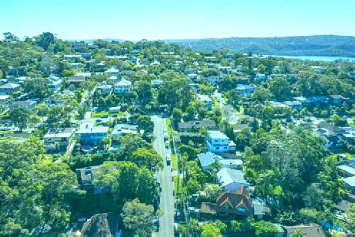 Escorts Wheeler Heights, Australia — Local Companions