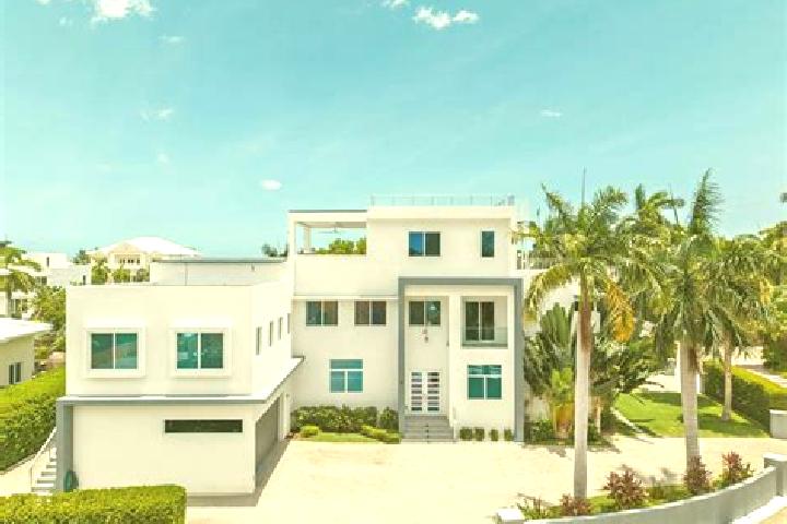 Escorts Whitehall Estates, Cayman Islands — Local Companions