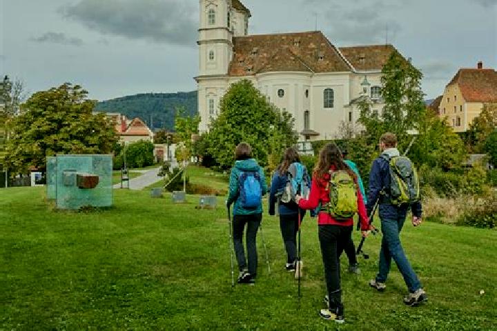 Escorts Woerth an der Lafnitz, Austria — Local Companions