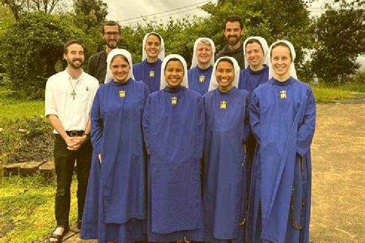 Escorts Wolfgantzen, France — Local Companions