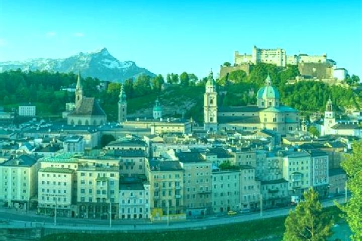Escorts Wullersdorf, Austria — Local Companions