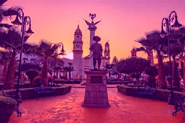 Escorts Xalacapan de Lucke, Mexico — Local Companions