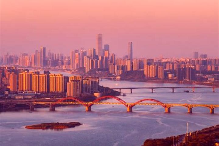 Escorts Xiangjiang, China — Local Companions