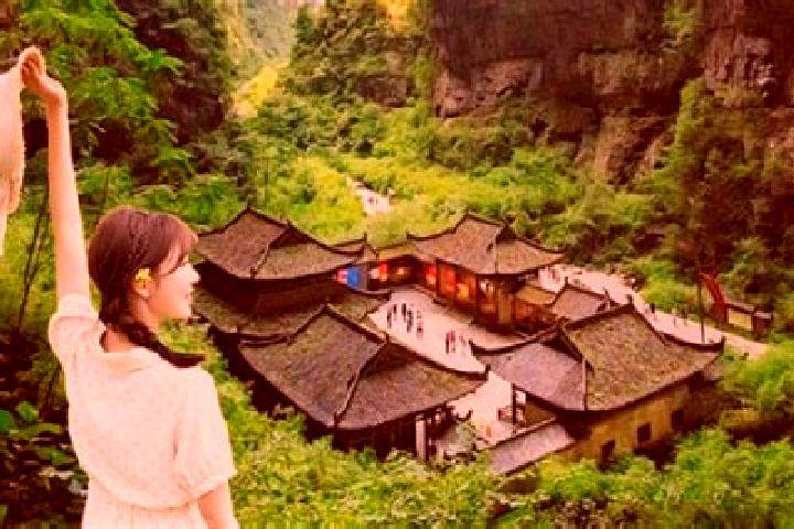 Escorts Xiannue, China — Local Companions