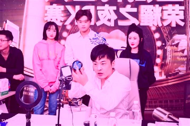 Escorts Xinba, China — Local Companions