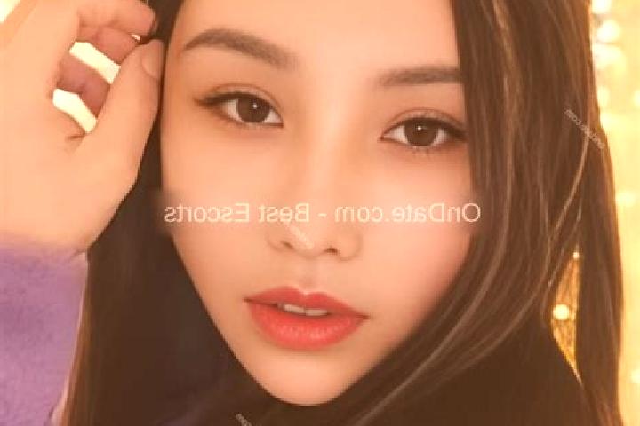 Escorts Xinbu, China — Local Companions