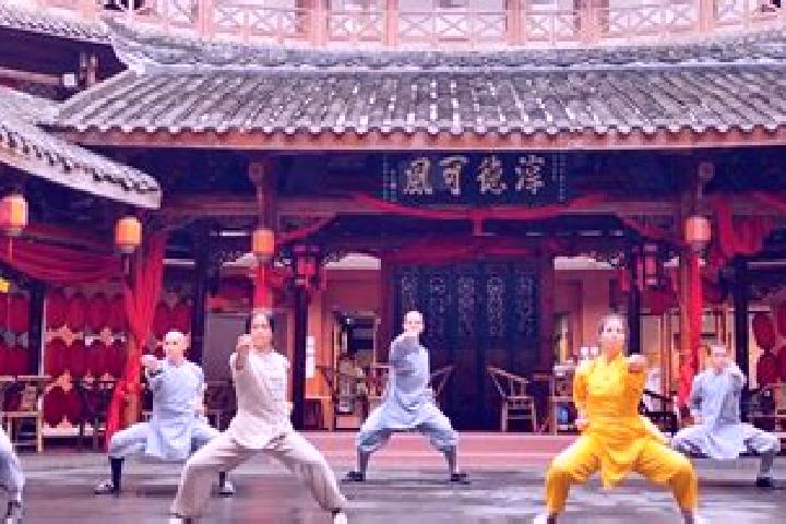 Escorts Xinglin, China — Local Companions