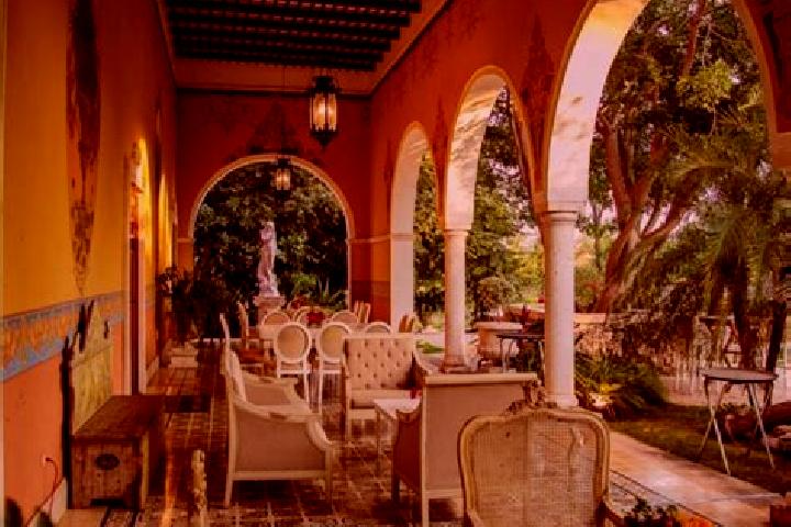 Escorts Xtepen, Mexico — Local Companions