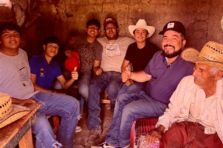 Escorts Yerbanis, Mexico — Local Companions