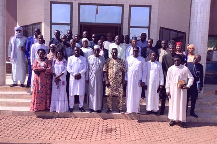 Escorts Yorosso, Mali — Local Companions