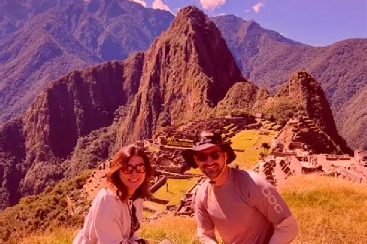 Escorts Yura, Peru — Local Companions