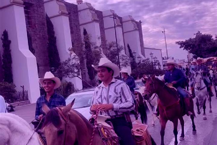 Escorts Zapotlan, Mexico — Local Companions