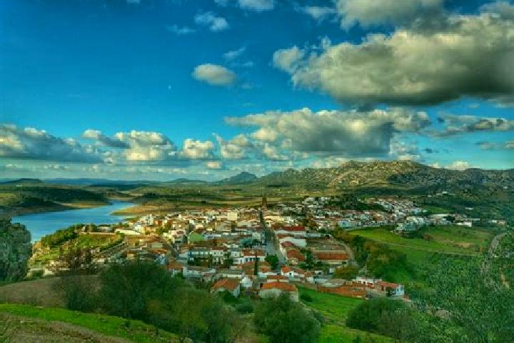 Escorts Zarza de Alange, Spain — Local Companions