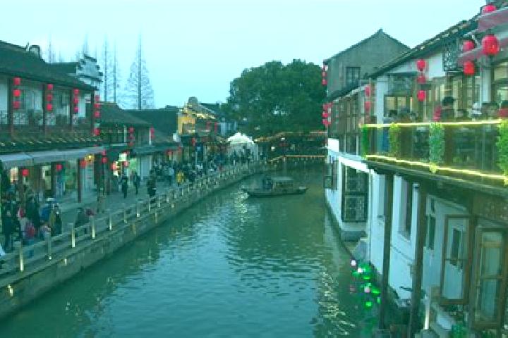 Escorts Zhujiaqiao, China — Local Companions