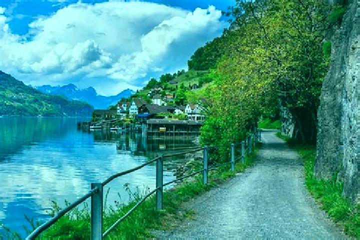 Escorts Zimmerwald, Switzerland — Local Companions