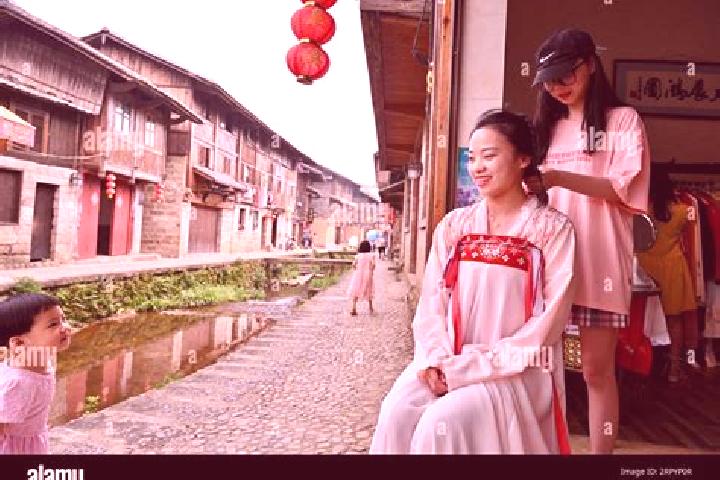 Escorts Ziyun, China — Local Companions