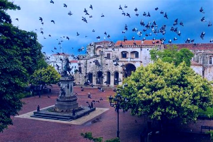 Escorts Zona Colonial, Dominican Republic — Local Companions