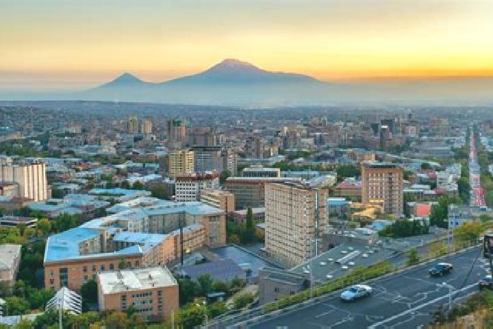 Escorts Zovaber, Armenia — Local Companions