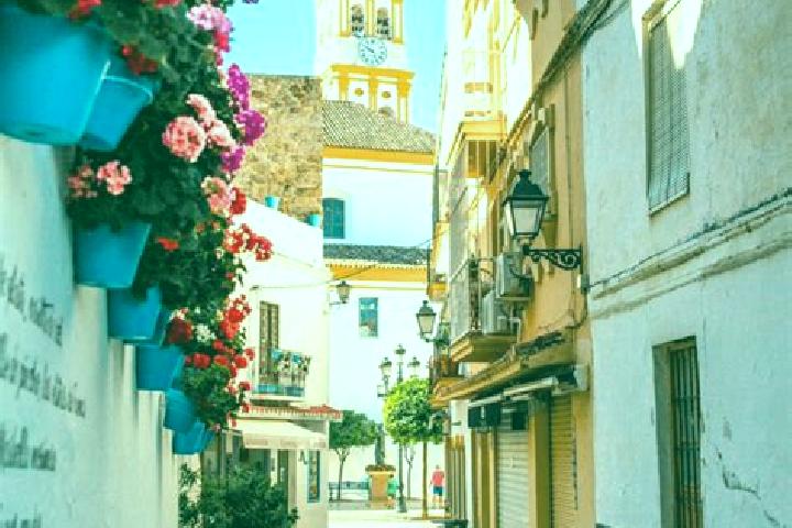 Escorts Zubieta, Spain — Local Companions