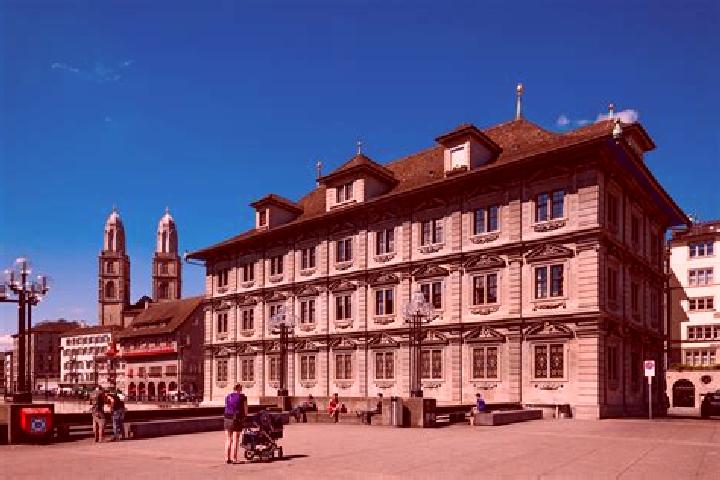 Escorts Zuerich (Kreis 1) / Rathaus, Switzerland — Local Companions