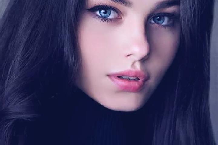 Eva, 20, a black grey-eyed slavic companion based in Struzinec. Offering Prostate Massage, Couples, BDSM, Domination, Erotic Massage. Available for incall an...