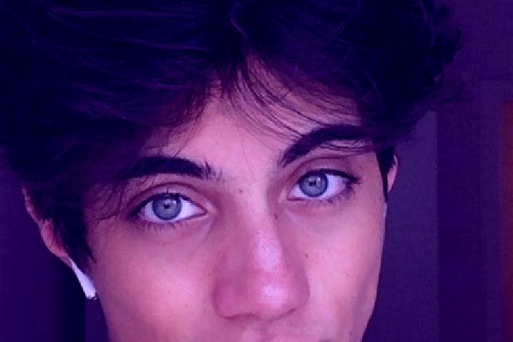 Eva, 20, a chestnut blue-eyed caucasian companion based in Almeida. Offering Tantra, Overnight, Striptease. Available for incall and outcall, overnight booki...