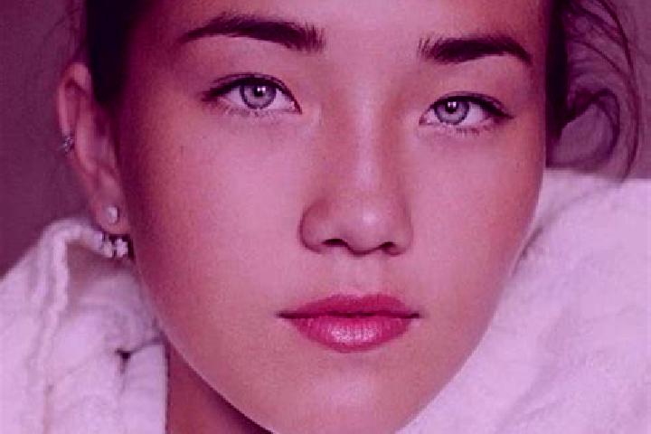 Eva, 20, a chestnut grey-eyed caucasian companion based in Govone. Offering Couples, Dinner Date, Fetish. Available for incall and outcall, overnight booking...