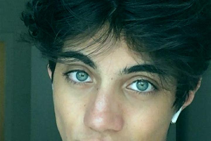Eva, 20, a chestnut grey-eyed indian companion based in N dalatando. Offering Deep French Kissing, Fetish, 69. Available for incall and outcall, day and even...