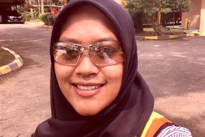 Eva, 20 — Escort in Cimapag, Indonesia
