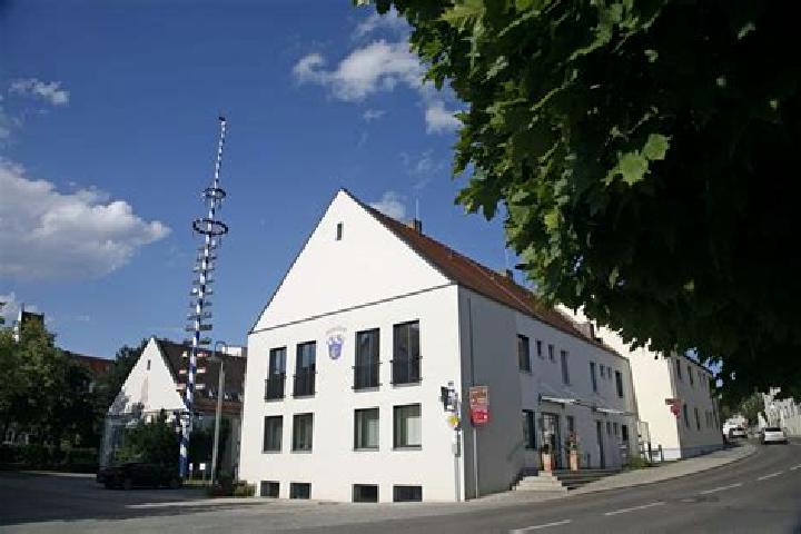 Eva, 20 — Escort in Thierhaupten, Germany