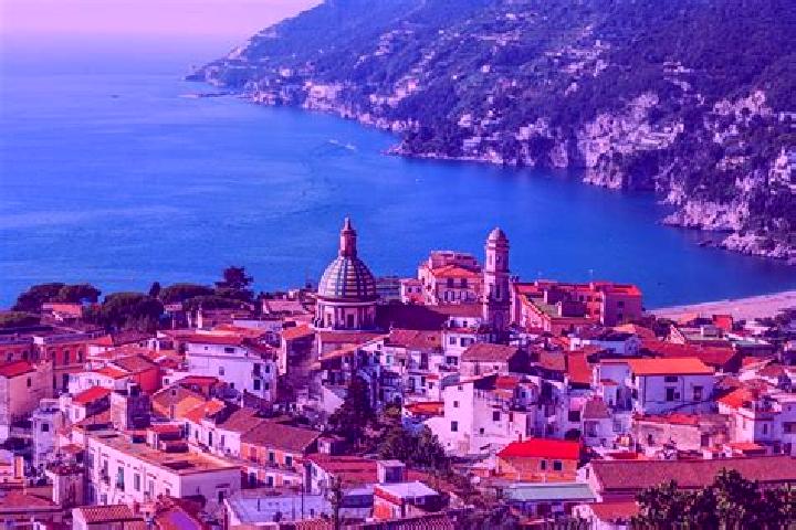 Eva, 20 — Escort in Vietri sul Mare, Italy