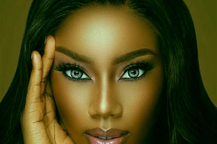 Eva, 21, a auburn blue-eyed ebony companion based in Tinawagan. Offering Overnight, Deep French Kissing, Striptease. Available for incall and outcall, day an...