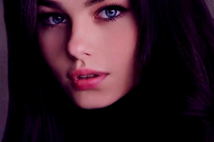 Eva, 21, a brunette grey-eyed slavic companion based in Qal at Salih. Offering Travel Companion, Dinner Date, Tantra, BDSM. Available for incall and outcall,...